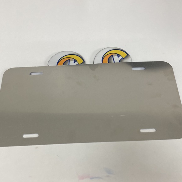 LA Rams License Plate With Cup Holder Inserts - Picture 6 of 6